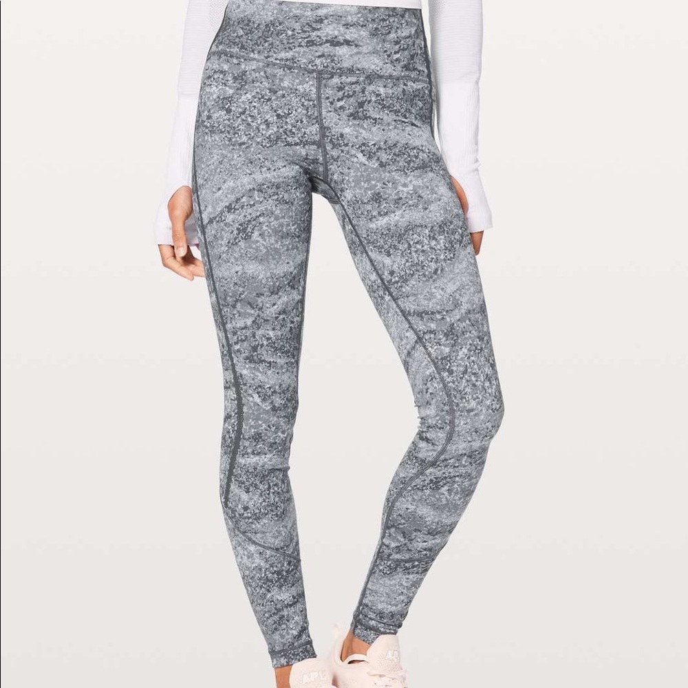 NWT LULULEMON STOP DROP AND SQUAT PANT 4 GREY